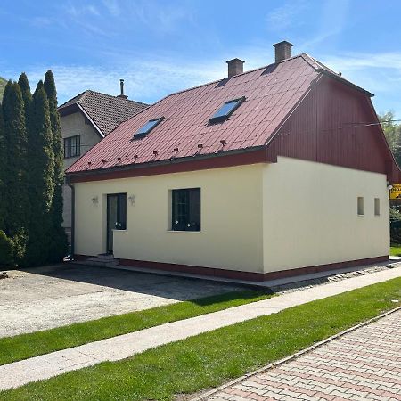 Penzion Encian Blatnica Екстериор снимка